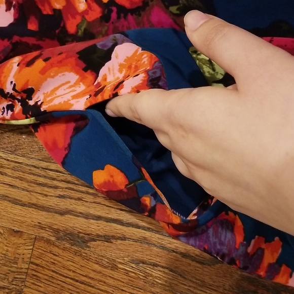 Open Shoulder Maggie London Dress. - Picture 6 of 9